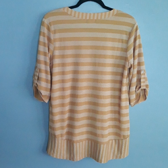 Tunic - Picture 6 of 6